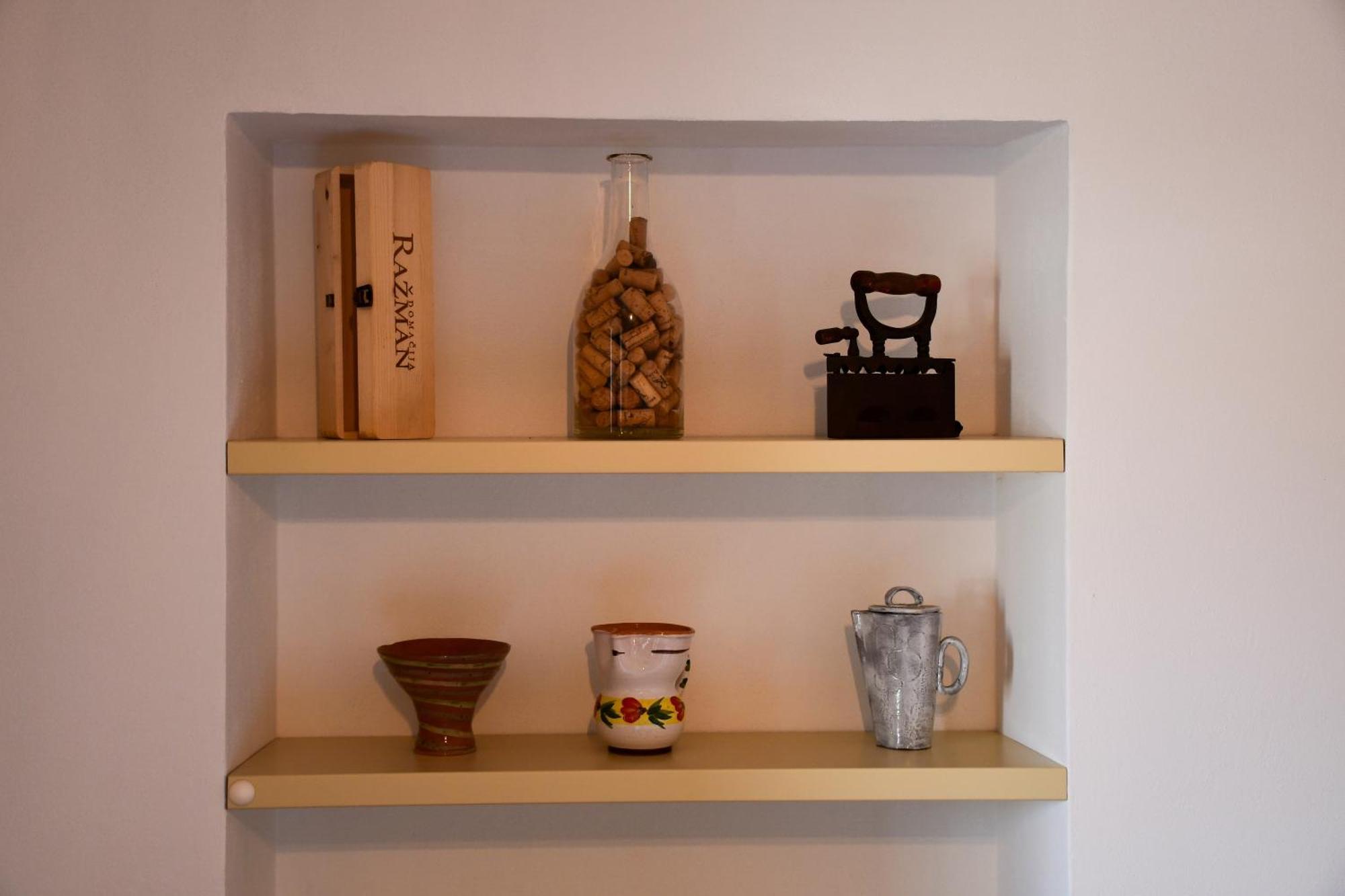 Razman Wine Rooms Gracisce ภายนอก รูปภาพ
